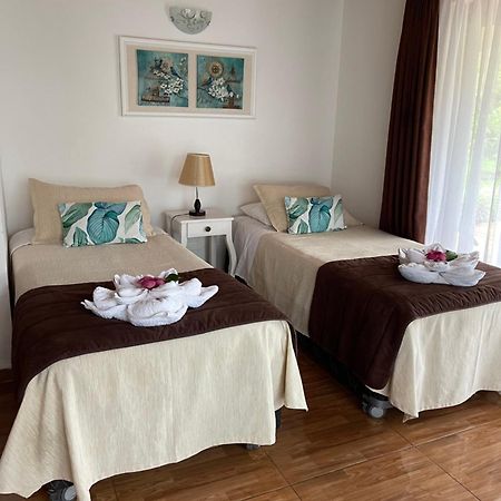 Teanehi Bed & Breakfast Hanga Roa Exterior foto