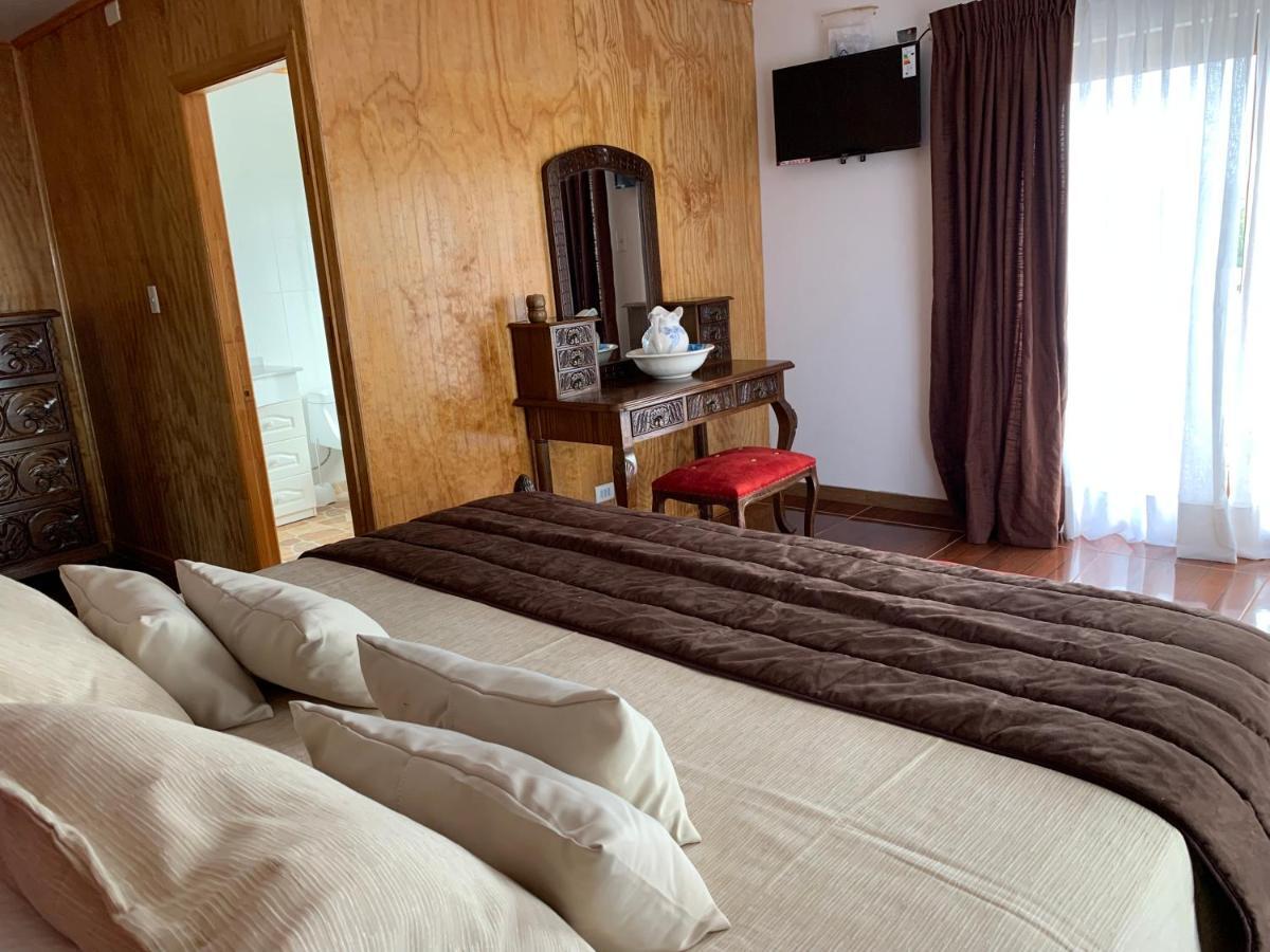Teanehi Bed & Breakfast Hanga Roa Exterior foto