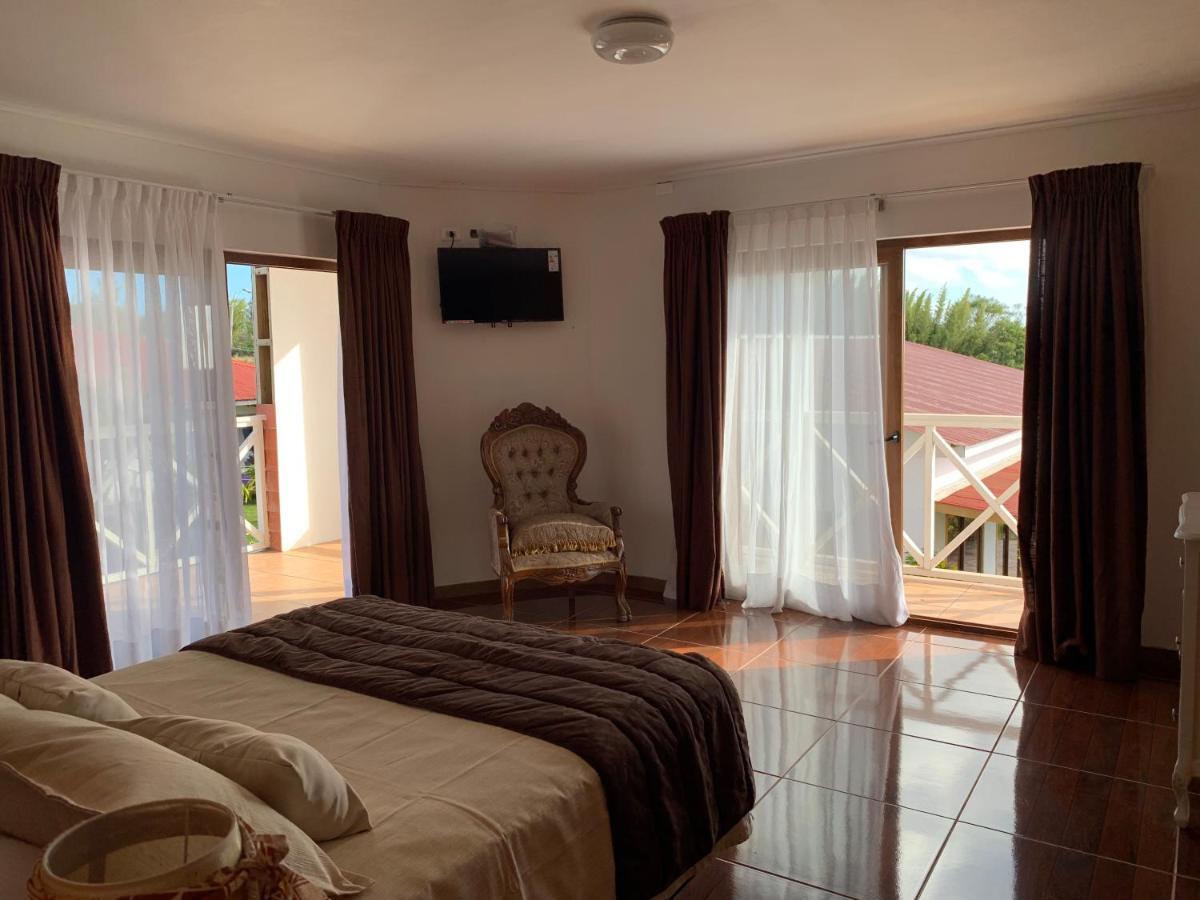 Teanehi Bed & Breakfast Hanga Roa Exterior foto